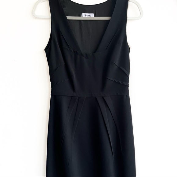 MOSCHINO | V-Neck LBD | Sz 6 - Picture 2 of 5